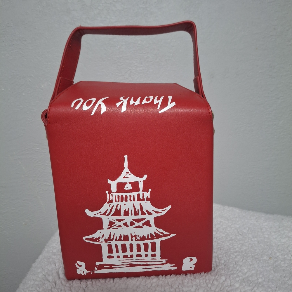 💋Red UNIQUE CHINESE TAKEOUT CLUTCH BAG!💋